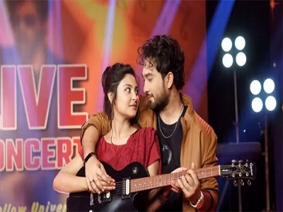 ট্রেন্ডিংয়ের শীর্ষে ‘আশিকি’