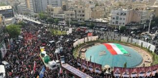 ইরানে শীর্ষ কমান্ডার ও বিজ্ঞানীদের রাষ্ট্রীয় জানাজায় মানুষের ঢল