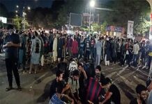 দুই উপদেষ্টার সঙ্গে বৈঠকে সমাধান হয়নি, বৃস্পতিবার ফের বৈঠক