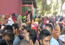 বগুড়ায় দুই শিশুকে গলা কেটে হত্যার পর মায়ের ‘আত্মহত্যা’