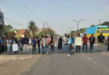 ঢাকা-আরিচা মহাসড়ক অবরোধ, যান চলাচল বন্ধ