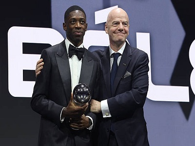 ফিফার বর্ষসেরা ফুটবলারও দেম্বেলে, আর কারা কী জিতলেন