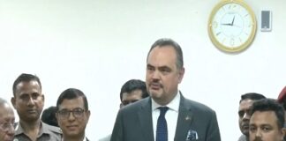 বাংলাদেশের নির্বাচনে যুক্তরাষ্ট্র কোনও পক্ষ নেবে না : মার্কিন রাষ্ট্রদূত