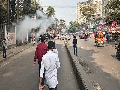 সায়েন্সল্যাবে ঢাকা কলেজ ও আইডিয়াল কলেজ শিক্ষার্থীদের মধ্যে সংঘর্ষ