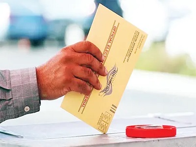 পোস্টাল ব্যালটে ভূতের আছর