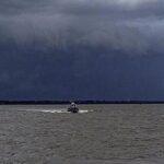 ভারতে ডুবে গেল বাংলাদেশি জাহাজ, ১২ নাবিক উদ্ধার