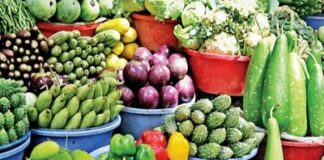রাজধানীর বাজারে কিছুটা স্বস্তি, কমেছে সবজির দাম