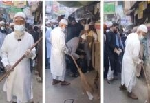 ফজরের নামাজের পরই সড়ক পরিষ্কারে নামলেন বিরোধীদলীয় নেতা