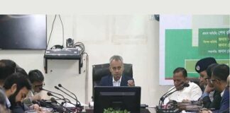 রেলকে লোকসানি প্রতিষ্ঠান দেখতে চায় না সরকার: রেলমন্ত্রী