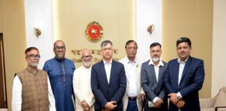 স্বরাষ্ট্রমন্ত্রী সালাহউদ্দিন আহমদের সঙ্গে নবনিযুক্ত ছয় সিটি প্রশাসকের সৌজন্য সাক্ষাৎ
