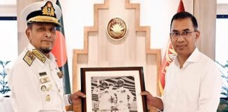 প্রধানমন্ত্রীর সঙ্গে নৌবাহিনী প্রধানের সৌজন্য সাক্ষাৎ