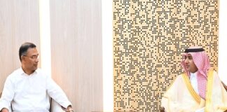 প্রধানমন্ত্রীর সঙ্গে সৌজন্য সাক্ষাৎ করলেন সৌদি রাষ্ট্রদূত