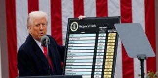 শুল্কের নামে ট্রাম্পের আদায় করা ১৩৩ বিলিয়ন ডলার এখন কারা পাবেন