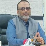 ঢাকা বিশ্ববিদ্যালয় উপাচার্যের পদত্যাগের ঘোষণা