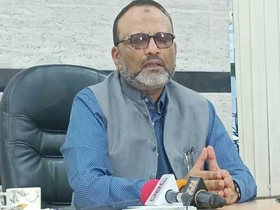 ঢাকা বিশ্ববিদ্যালয় উপাচার্যের পদত্যাগের ঘোষণা