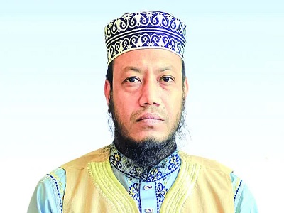 মুফতি আমির হামজার বিরুদ্ধে শতকোটি টাকার মানহানি মামলা