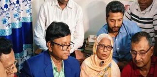 ধানের শীষে ভোট দিতে চাওয়া সেই অসুস্থ বৃদ্ধার পাশে প্রধানমন্ত্রী