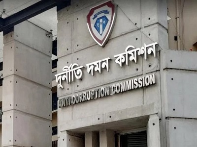 স্ত্রীসহ বিমান বাহিনীর সাবেক প্রধান হান্নানের আয়কর নথি জব্দ