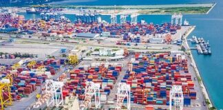 হরমুজ প্রণালি ছেড়ে আসা ১২ জাহাজ চট্টগ্রামে পৌঁছেছে