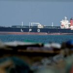 ইরান যুদ্ধের গতিপথ বদলে দিয়েছে হরমুজ প্রণালি: দ্য গার্ডিয়ানের বিশ্লেষণ