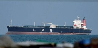 ইরান যুদ্ধের গতিপথ বদলে দিয়েছে হরমুজ প্রণালি: দ্য গার্ডিয়ানের বিশ্লেষণ