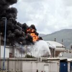 ইরান-হিজবুল্লাহর হামলায় জ্বলছে ইসরায়েলের তেল শোধনাগার হাইফা