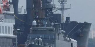 শ্রীলঙ্কার জলসীমায় ডুবতে থাকা ইরানি যুদ্ধজাহাজ থেকে ৩০ নাবিককে উদ্ধার