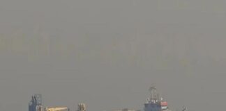 ১৫ ভারতীয় ক্রু থাকা জাহাজে ইরানের হামলা, আহত ৪