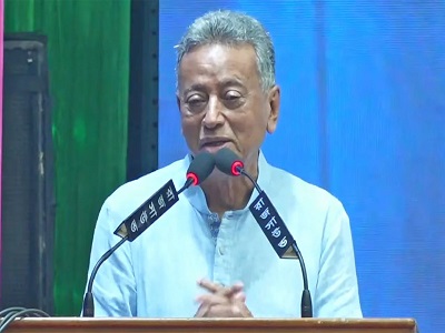 অতিরিক্ত তেল নিয়ে কিছু কালোবাজারি সরকারের ভাবমূর্তি নষ্ট করছে : অর্থমন্ত্রী