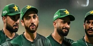 বিশ্বকাপে ব্যর্থতা : পাকিস্তান দলের প্রত্যেককে ৫০ লাখ রুপি জরিমানা